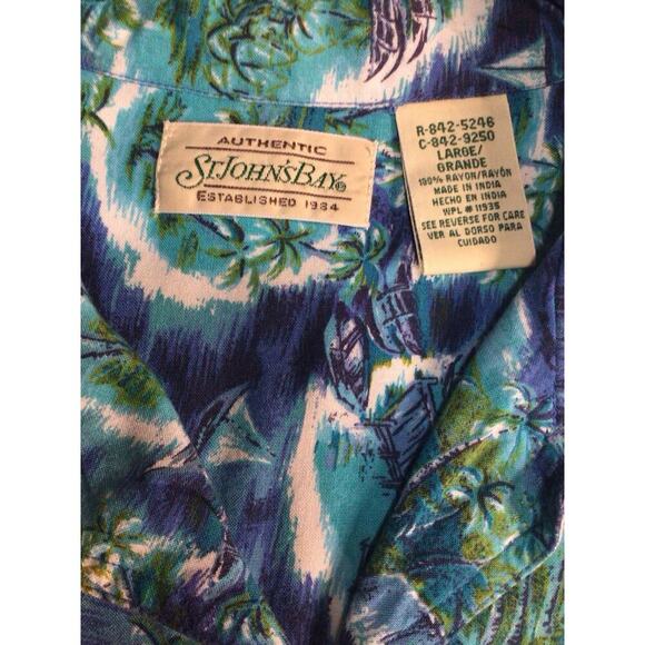 St. John's Bay Women's Size L Summer Tropical Hawaiin Button Shirt - Picture 6 of 8